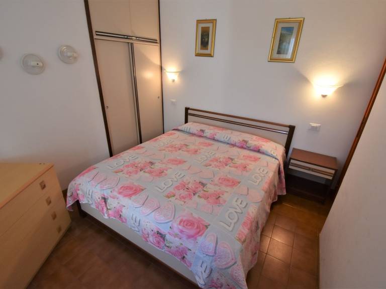 Rental apartment with 1 room for 5 persons — photo 4