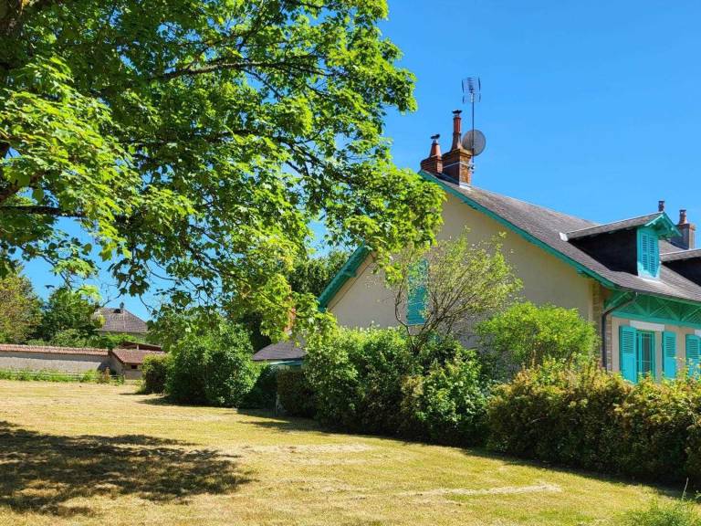 Cottage Lurcy-Lévis