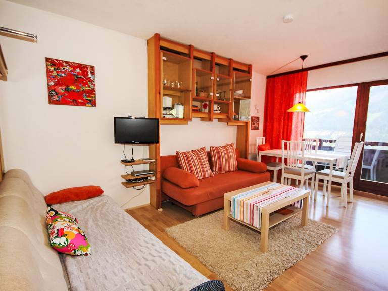 Apartment with garden | Mountain view — photo 3