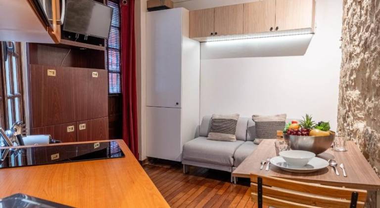 Lovely holiday apartment | Near Notre-Dame de Paris | Pets are welcome — photo 2