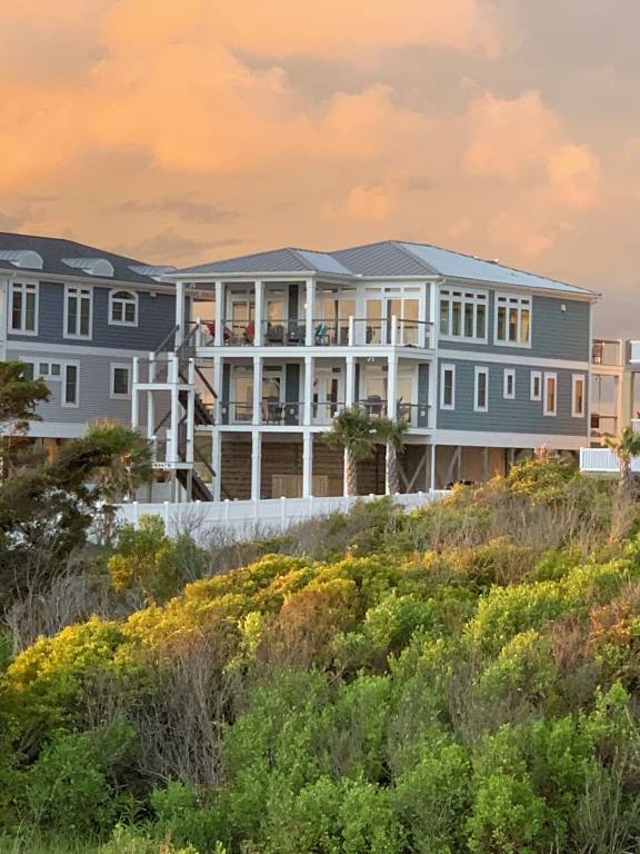 House Oak Island