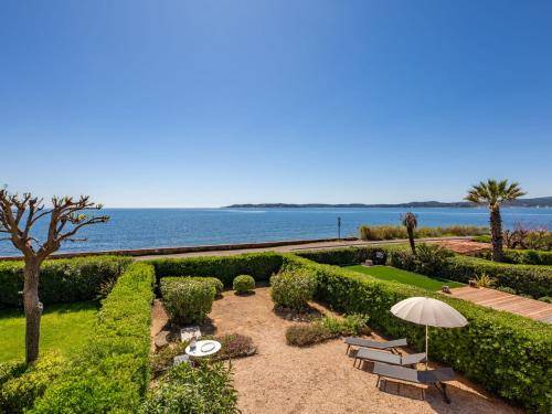 House Saint-Tropez