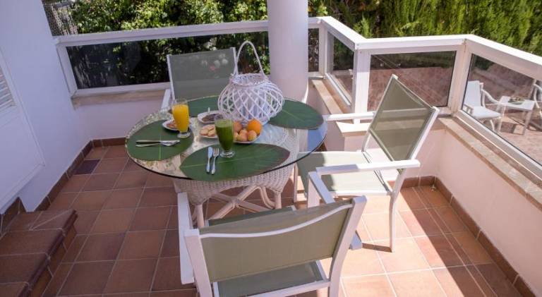 Fully equipped house with private pool, terrace & BBQ | Good for workation | Pets allowed — photo 4