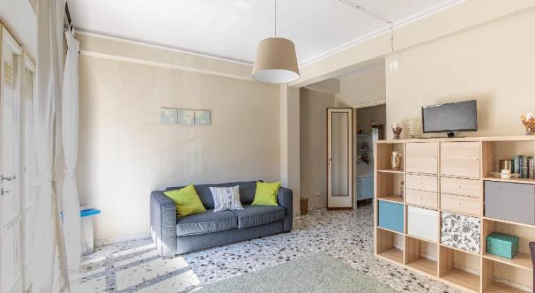 Rental apartment with 3 rooms for 6 persons — photo 2