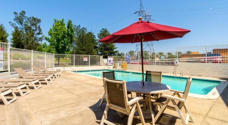 Motel 6 Redding, CA - Central — photo 5
