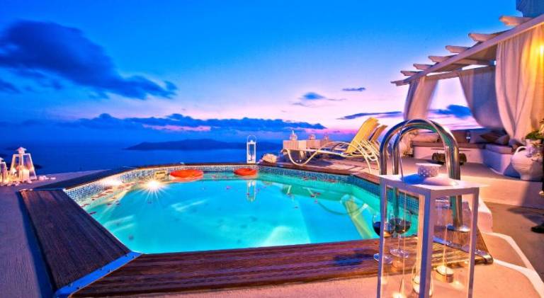 Holiday apartment with pool, patio & hot tub — photo 3