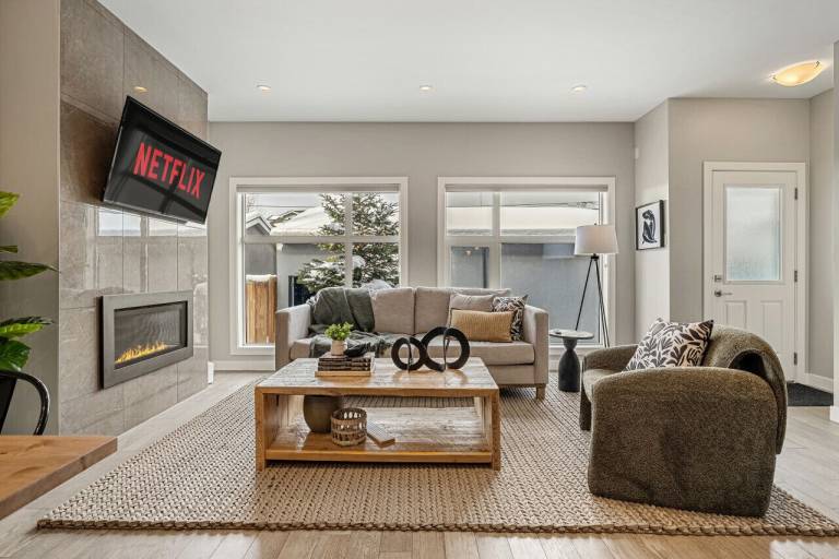 House  Hillhurst