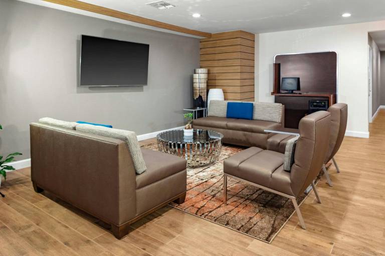 TownePlace Suites by Marriott Dallas Plano/Legacy — photo 2