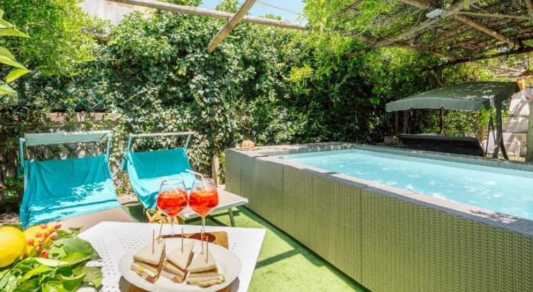 Beautiful holiday apartment with pool | Close to the beach | Pet-friendly — photo 3
