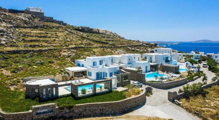 Fully equipped villa with terrace, yard & private pool | Next to the beach | Perfect for remote work | Pet-friendly — photo 4