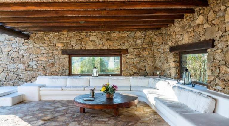 Fully equipped villa with yard, private pool & terrace | Close to the beach | Suitable for remote work | Pets are welcome — photo 5