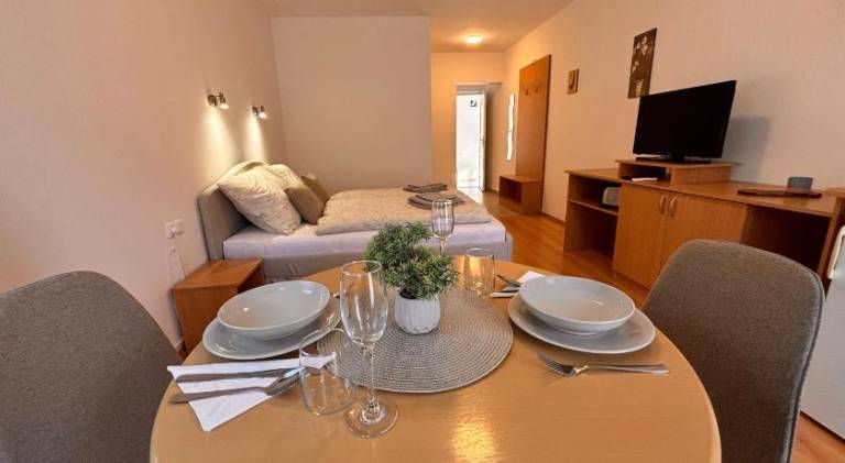 Holiday apartment with patio — photo 4