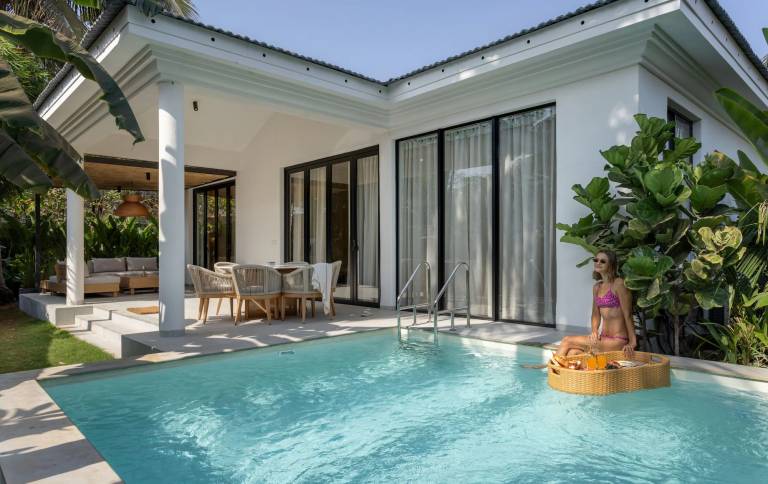 House  Ozran Beach