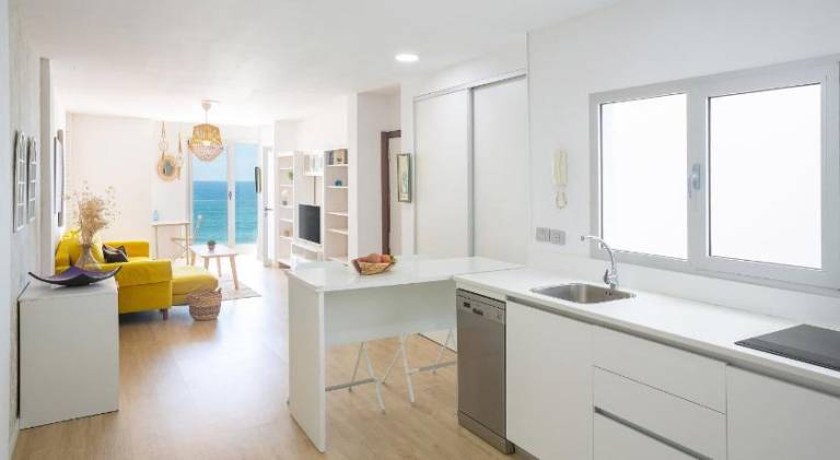 Holiday apartment with terrace — photo 3