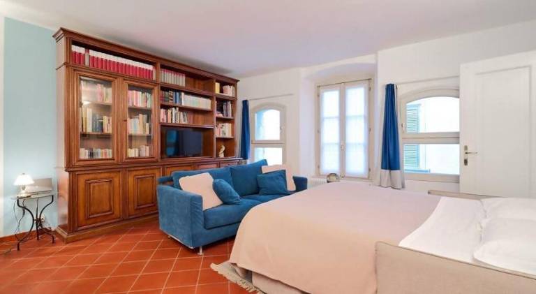 Ample rental apartment | Near Santa Maria Maggiore | Dogs allowed — photo 2