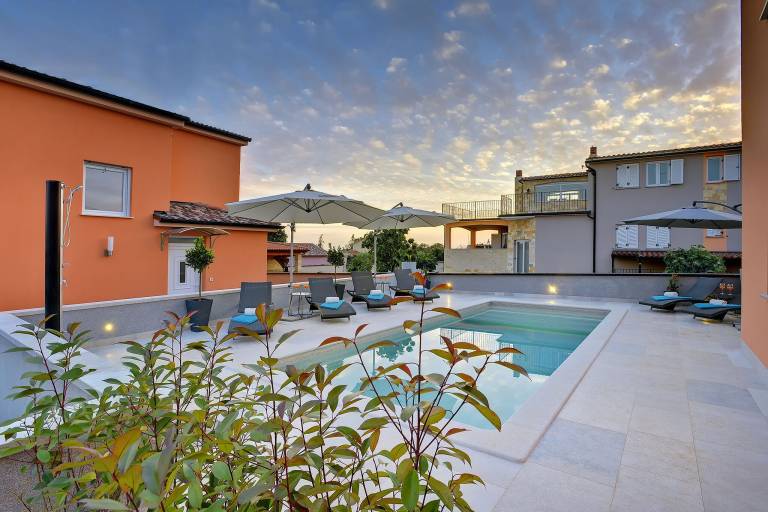 Fully equipped villa with garden, patio & barbeque | Pets allowed — photo 4