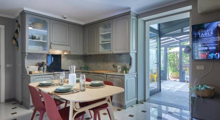 Navigli - Appartamento di classe con Terrazza in Milan, OH
