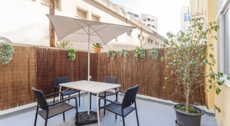 Lisbon Liberdade Central Apartments — photo 4
