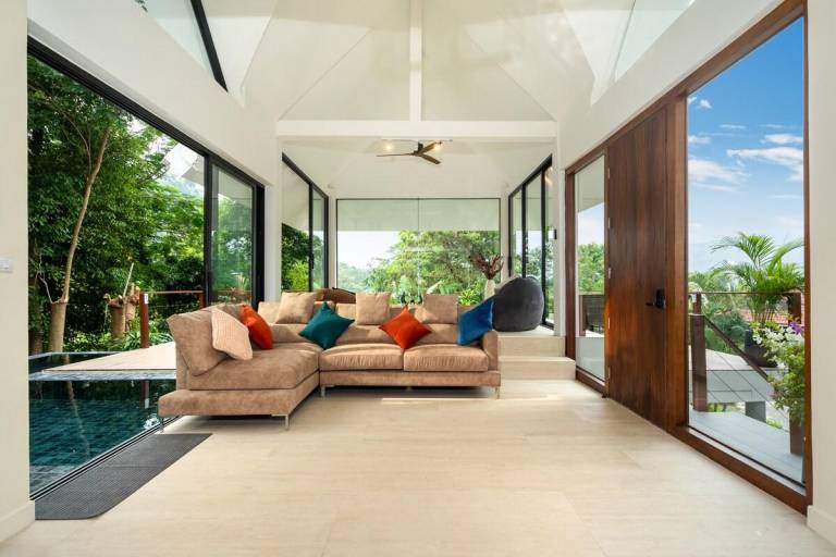 Villa with patio, private pool & yard | Good for workation | Pets allowed — photo 3