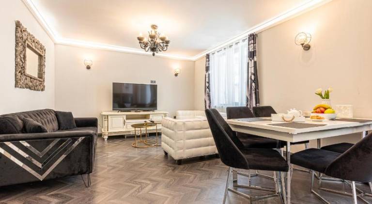 Apartment with terrace — photo 2