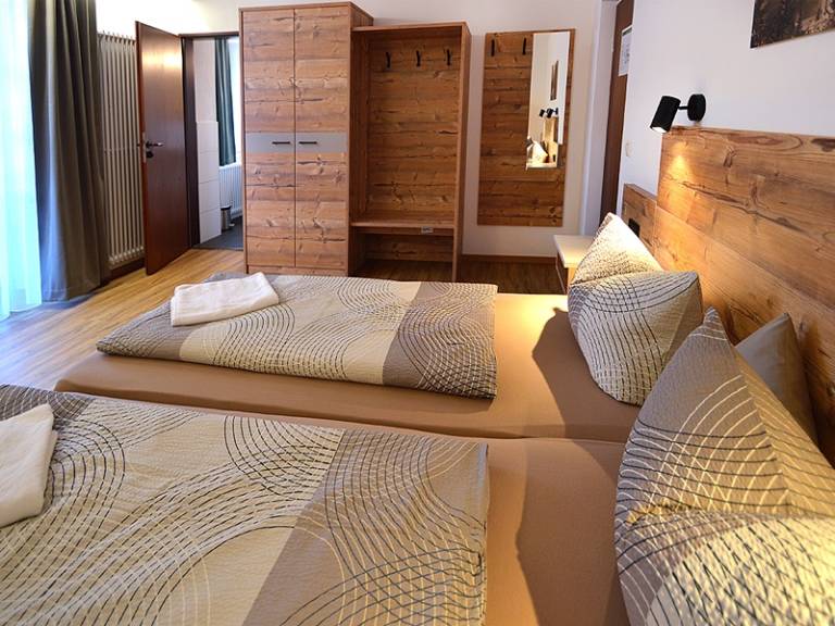Hotel zur Post (DE Kiefersfelden) - Pfeiffer - 308390 — photo 2