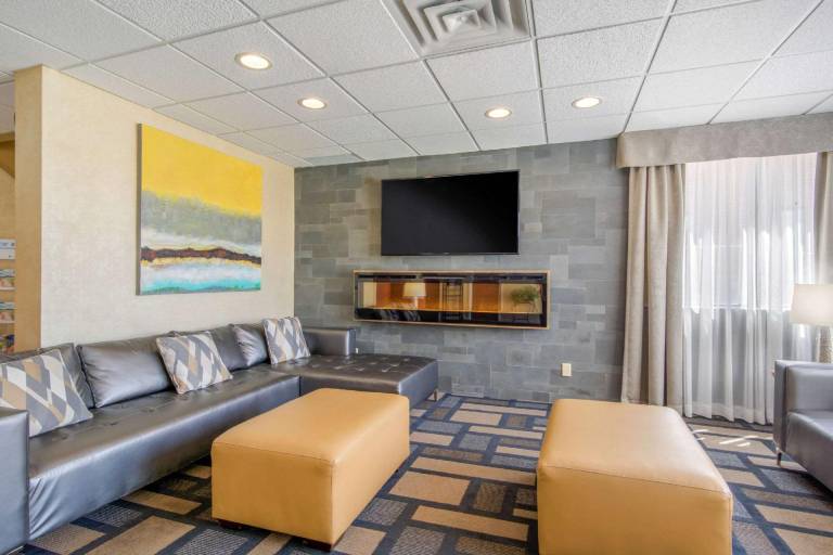 Clarion Hotel — photo 4