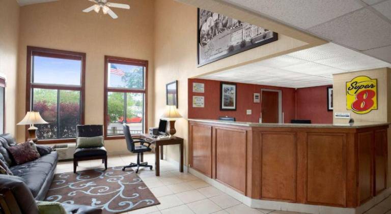 Super 8 By Wyndham Westminster Denver North — photo 3