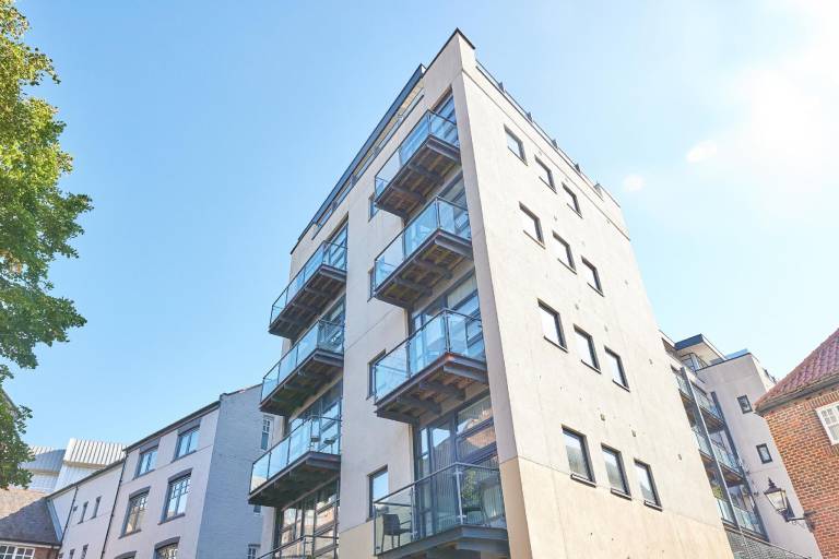 Apartment Newcastle upon Tyne