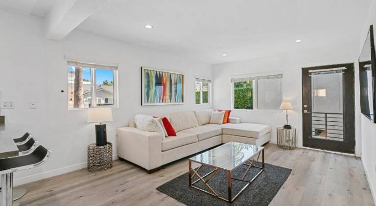 Muirfield Chic City Bungalow with Parking 1 2 3