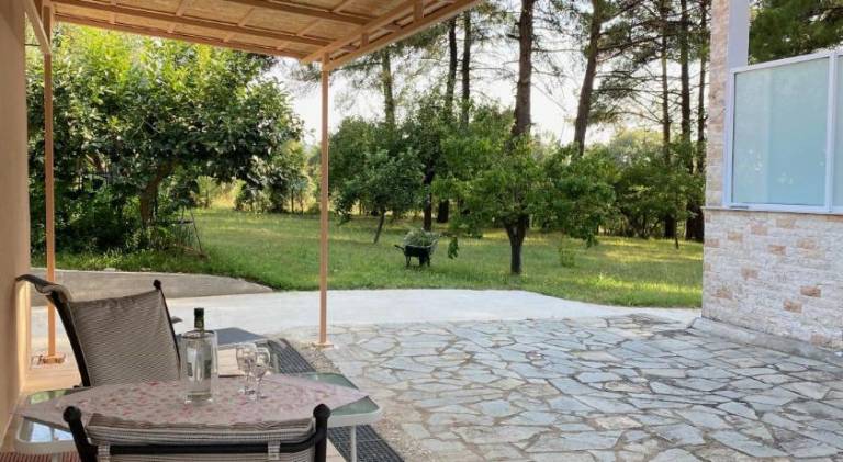 Holiday apartment with yard, grill & terrace | Close to the beach | Pets are welcome — photo 2