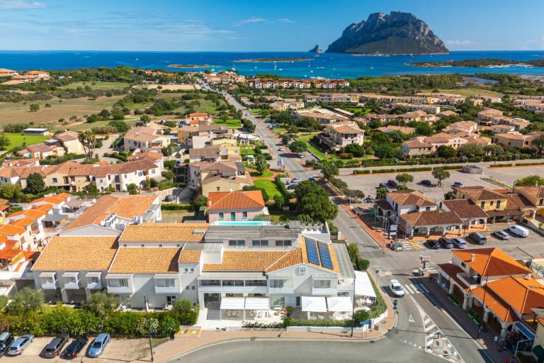 Family-oriented holiday apartment with patio & pool | Pet-friendly in Loiri Porto San Paolo