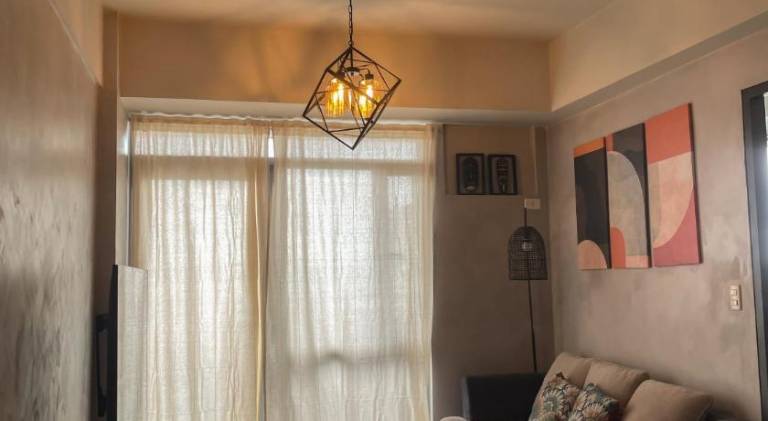 Serviced apartment with private pool | Pets are welcome in Quezon City