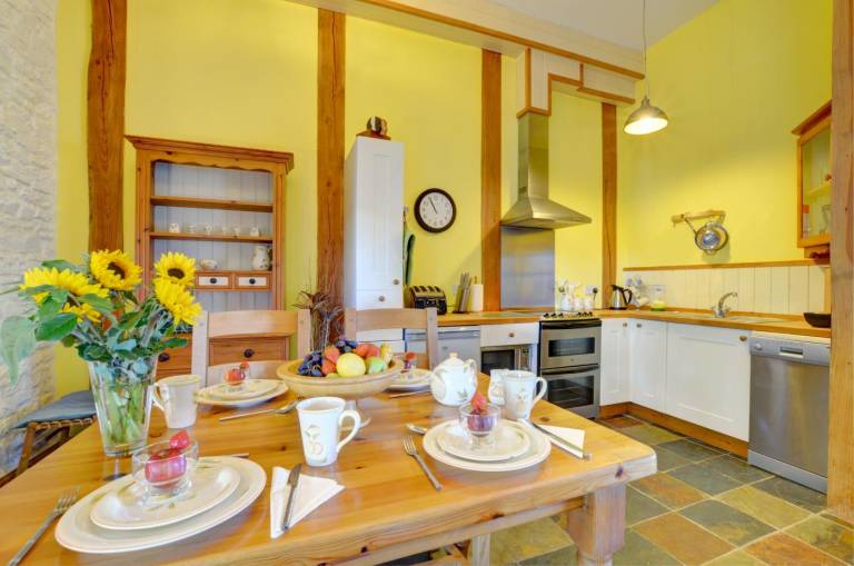 Cottage with BBQ — photo 3