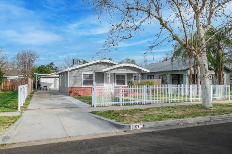 House  Fresno