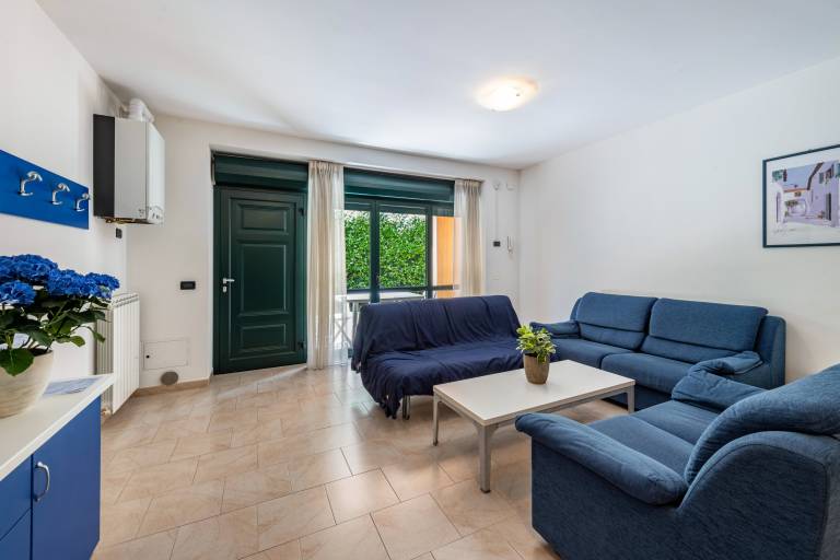 Apartment with terrace | Mountain view — photo 2