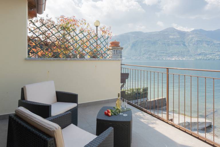 Family-friendly apartment with patio | Lake view | Dogs allowed in Lezzeno