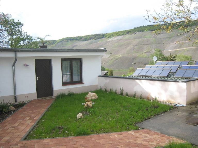 Holiday apartment with terrace, garden & barbecue in Bernkastel-Kues