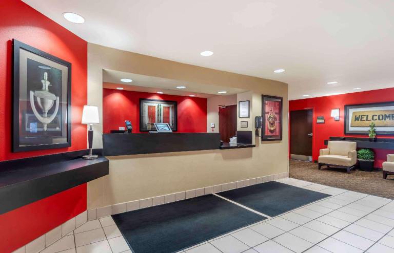 Extended Stay America Suites - Chicago - Woodfield Mall — photo 2