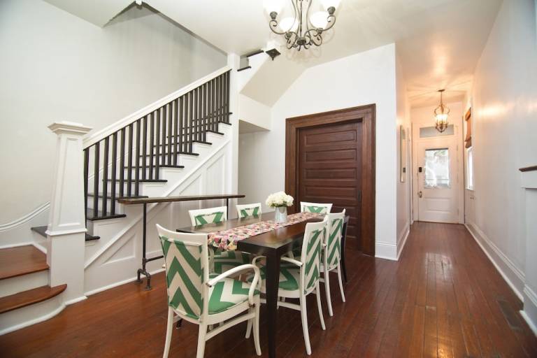 House Uptown/Carrollton