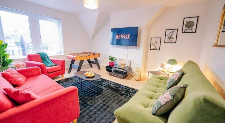 Holiday apartment with 1 room for 6 persons in Cardiff