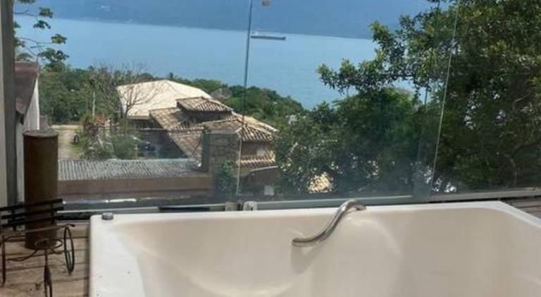 House with jacuzzi | Beach nearby | Pets allowed — photo 3