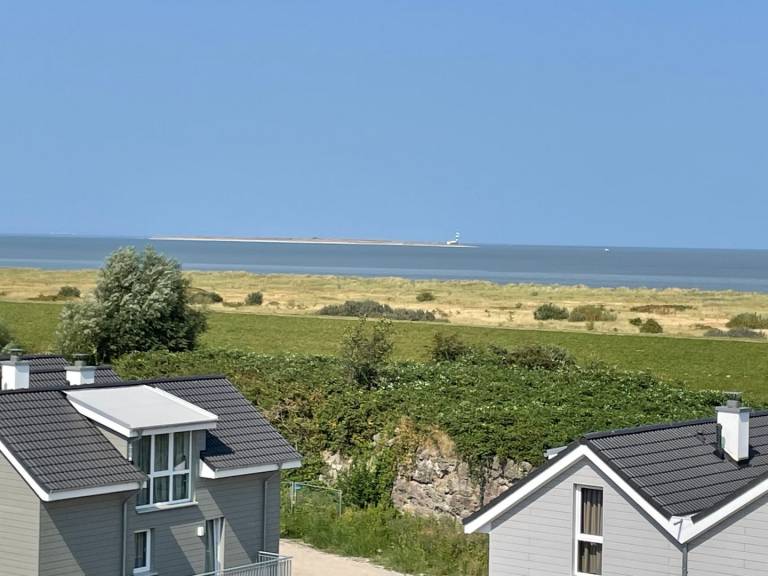Moderne, hochwertige Ferienwohnung, Sauna, großer Balkon, Meerblick, strandnah — photo 3
