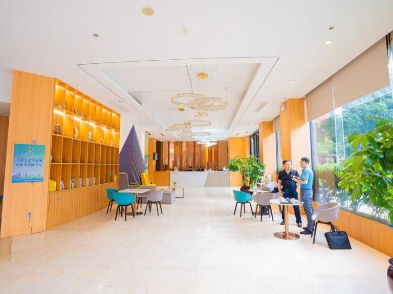 Chaoman Hotel (Foshan Lingnan Tiandi Pearl Sports Stadium Branch) in Foshan