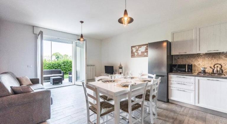 Apartment with 2 rooms for 6 persons — photo 3