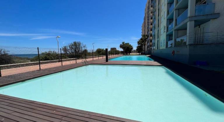 Rental apartment with hot tub & pool — photo 4
