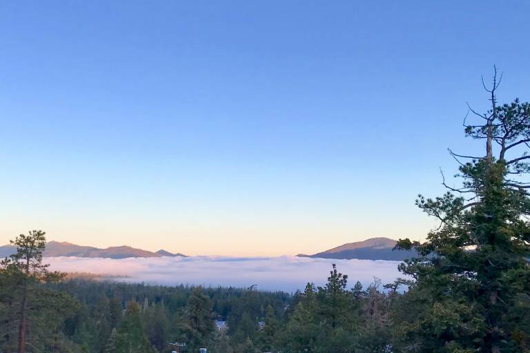 Panoramic Mtn & Lake Views: Hilltop Big Bear Cabin — photo 2
