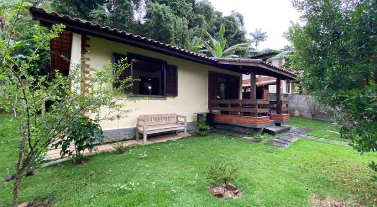 House | Pets allowed — photo 4