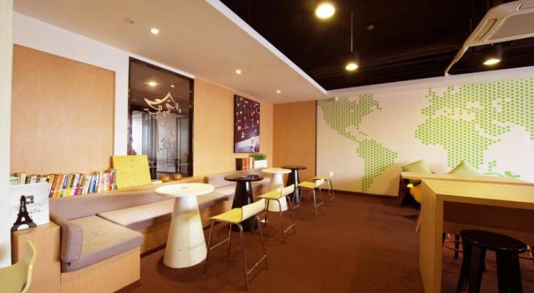 IU Hotel Luoyang Xuanyang Wenhua Road Branch — photo 3