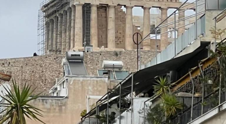 Wonderful holiday apartment with patio | Close to Acropolis of Athens | Dogs allowed in Athens