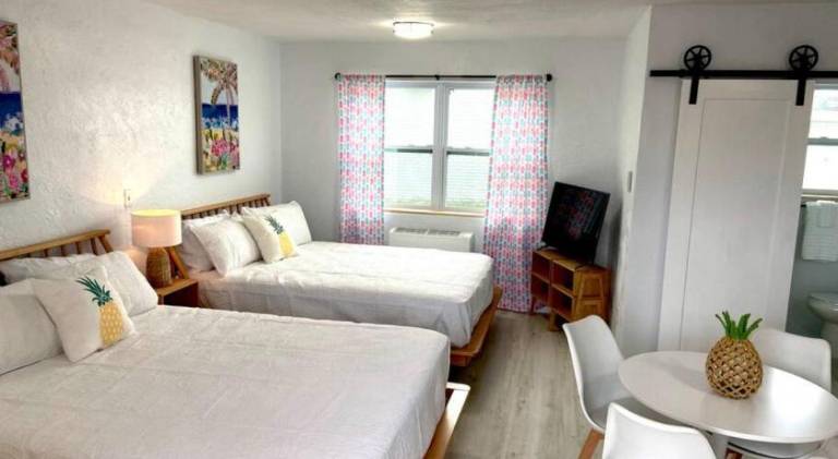 Rental apartment | Perfect for remote work in Daytona Beach Shores, FL